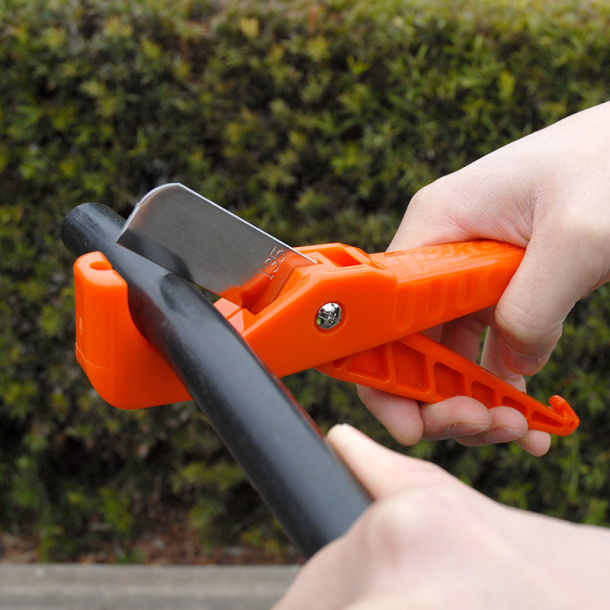 Dawn KwikCut™ SL200 Spring-Loaded Stainless Steel Blade Heavy-Duty Pipe & Hose Cutter (3–48mm)